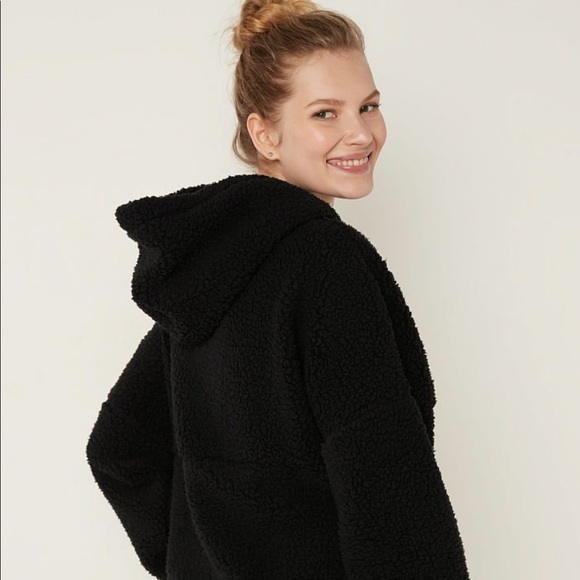 NWT PINK Victoria’s Secret Varsity Sherpa Half-Zip Pullover - Picture 6 of 6